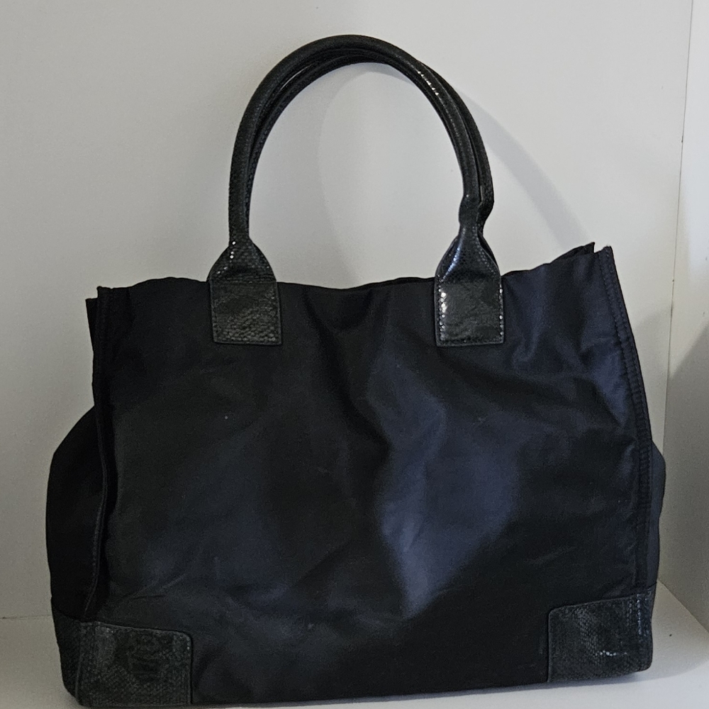 LikeNew!Tory Burch XXL Black Nylon and snake leather Tote bag - Picture 9 of 12